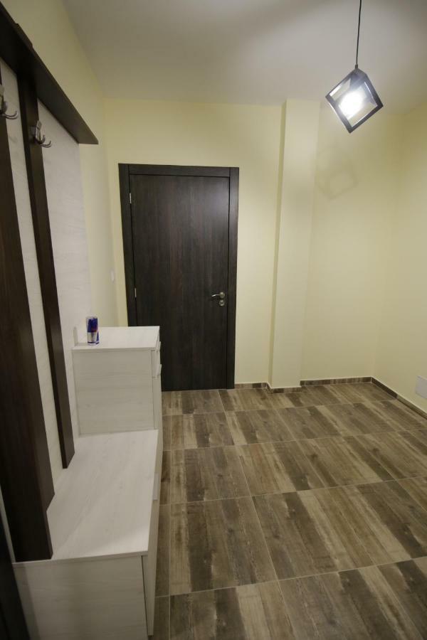 La Familia Apartments Varna Exterior photo
